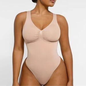 Shapellx | V-Neck Wide Strap Shapewear Bodysuit